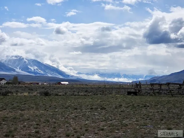 $295,000 | 5594 Fish Hatchery Road, Mackay, ID 83251