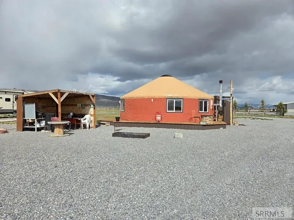 $295,000 | 5594 Fish Hatchery Road, Mackay, ID 83251