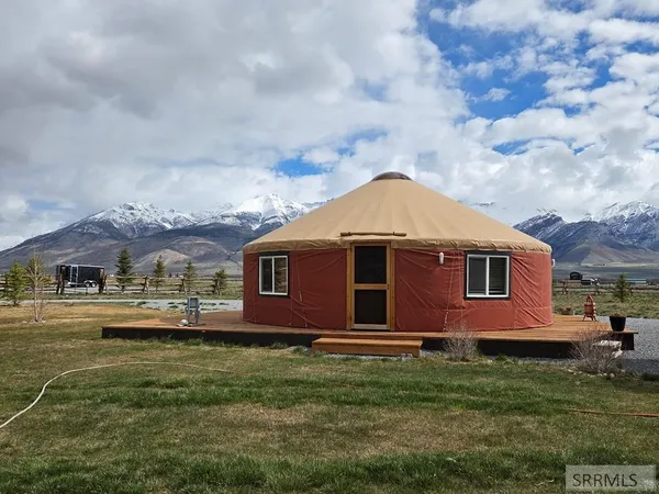 $295,000 | 5594 Fish Hatchery Road, Mackay, ID 83251