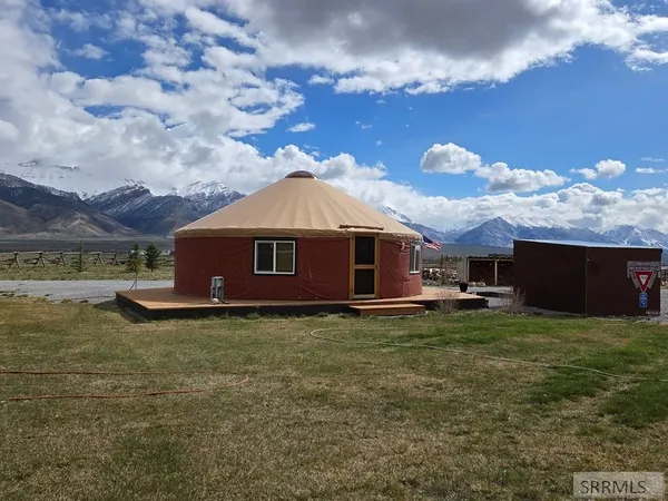 $295,000 | 5594 Fish Hatchery Road, Mackay, ID 83251
