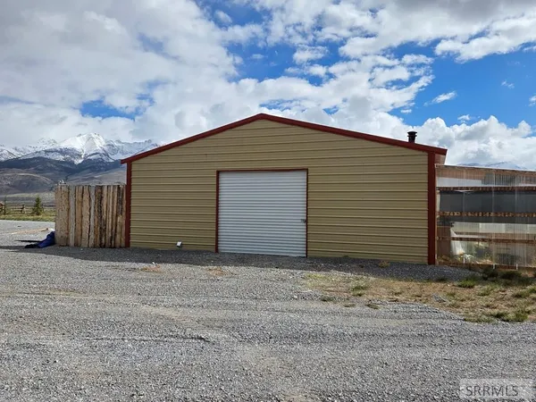 $295,000 | 5594 Fish Hatchery Road, Mackay, ID 83251