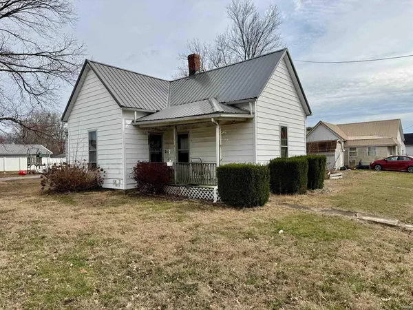 $39,900 | 307 North 2nd Street, Owensville, IN 47665