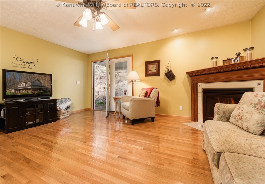 325 Tea Table Road Nitro, WV 25143 - Photo 10 of 24 Gallery Image 10