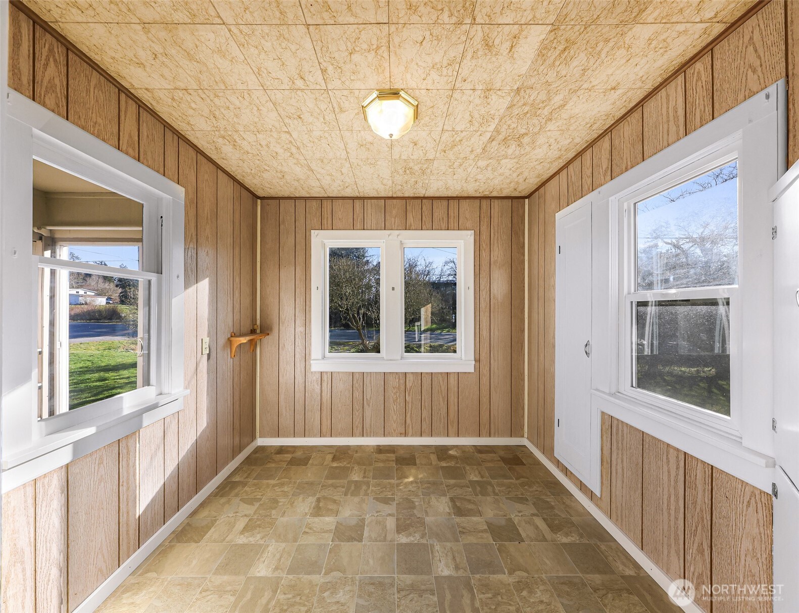 12707 Josh Wilson Road Mount Vernon, WA 98273 - Photo 14 of 25 Gallery Image 14