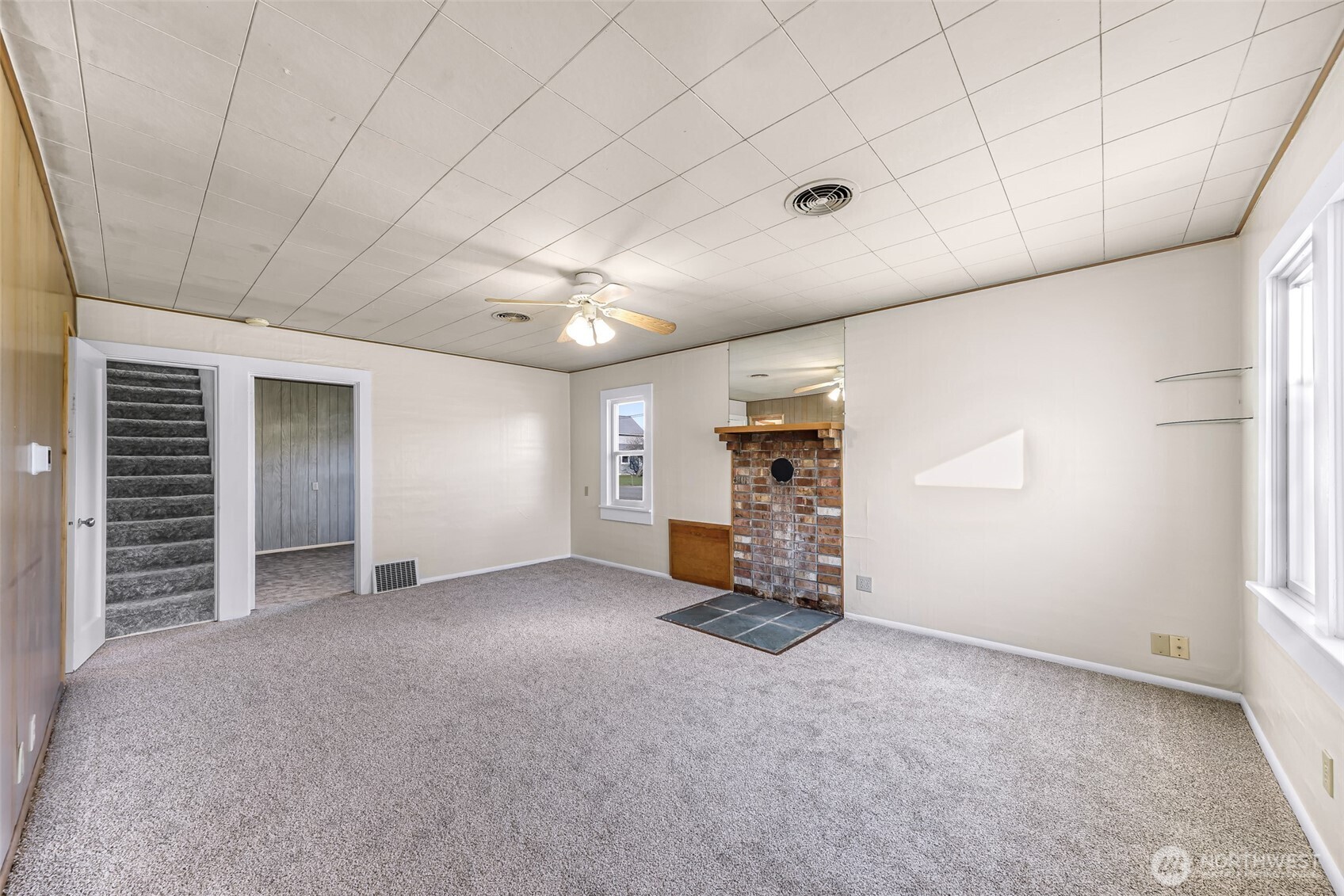 12707 Josh Wilson Road Mount Vernon, WA 98273 - Photo 7 of 25 Gallery Image 7