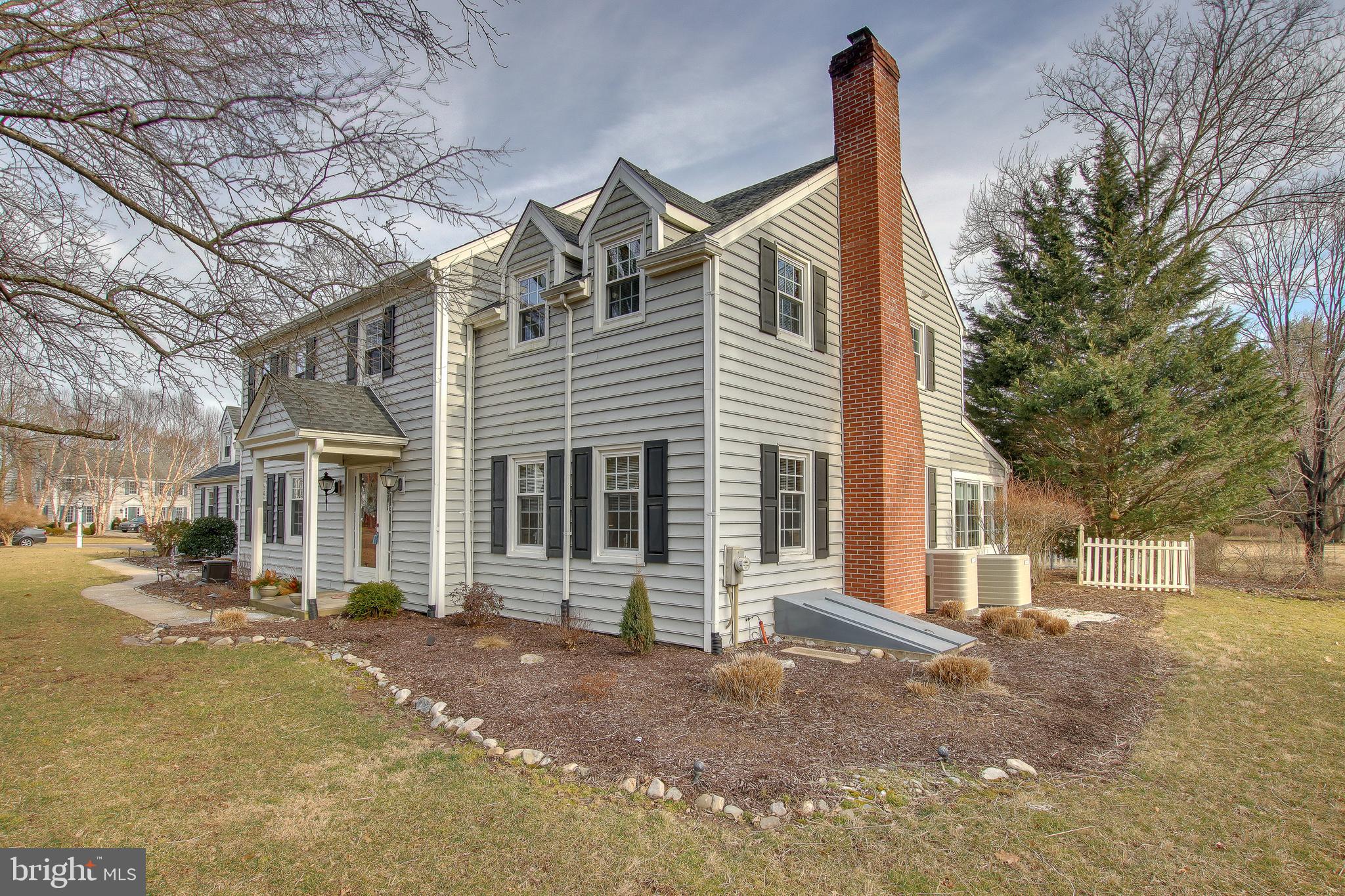 733 Spring Valley Road Doylestown, PA 18901 - Photo 3 of 68