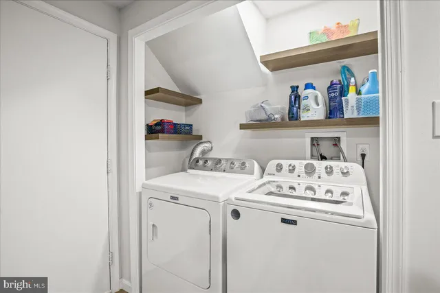 $650,000 | 7952 Gambrill Court, Springfield, VA 22153