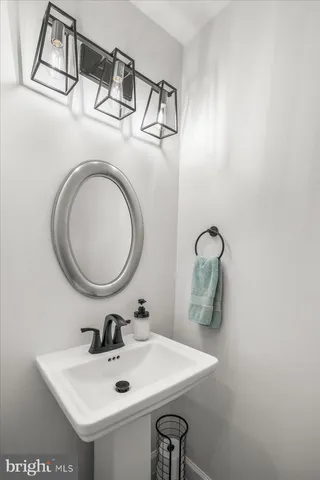 $650,000 | 7952 Gambrill Court, Springfield, VA 22153