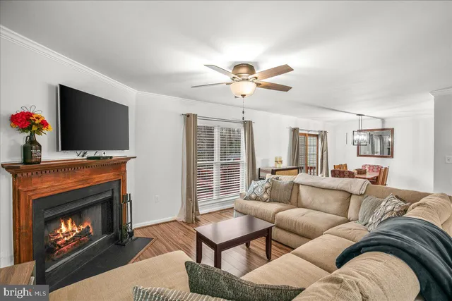 $650,000 | 7952 Gambrill Court, Springfield, VA 22153