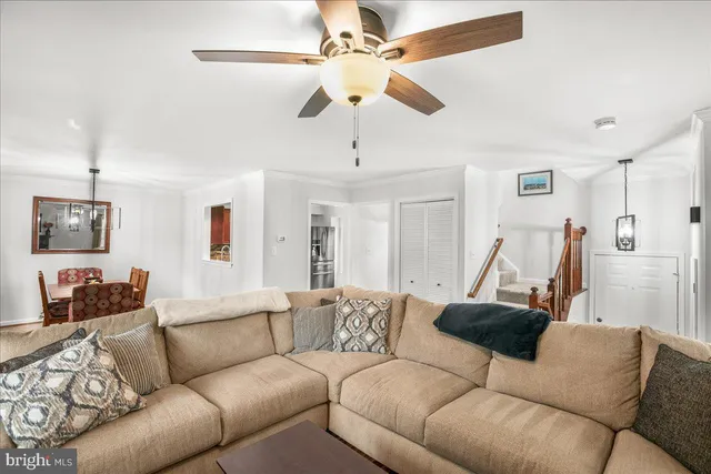 $650,000 | 7952 Gambrill Court, Springfield, VA 22153