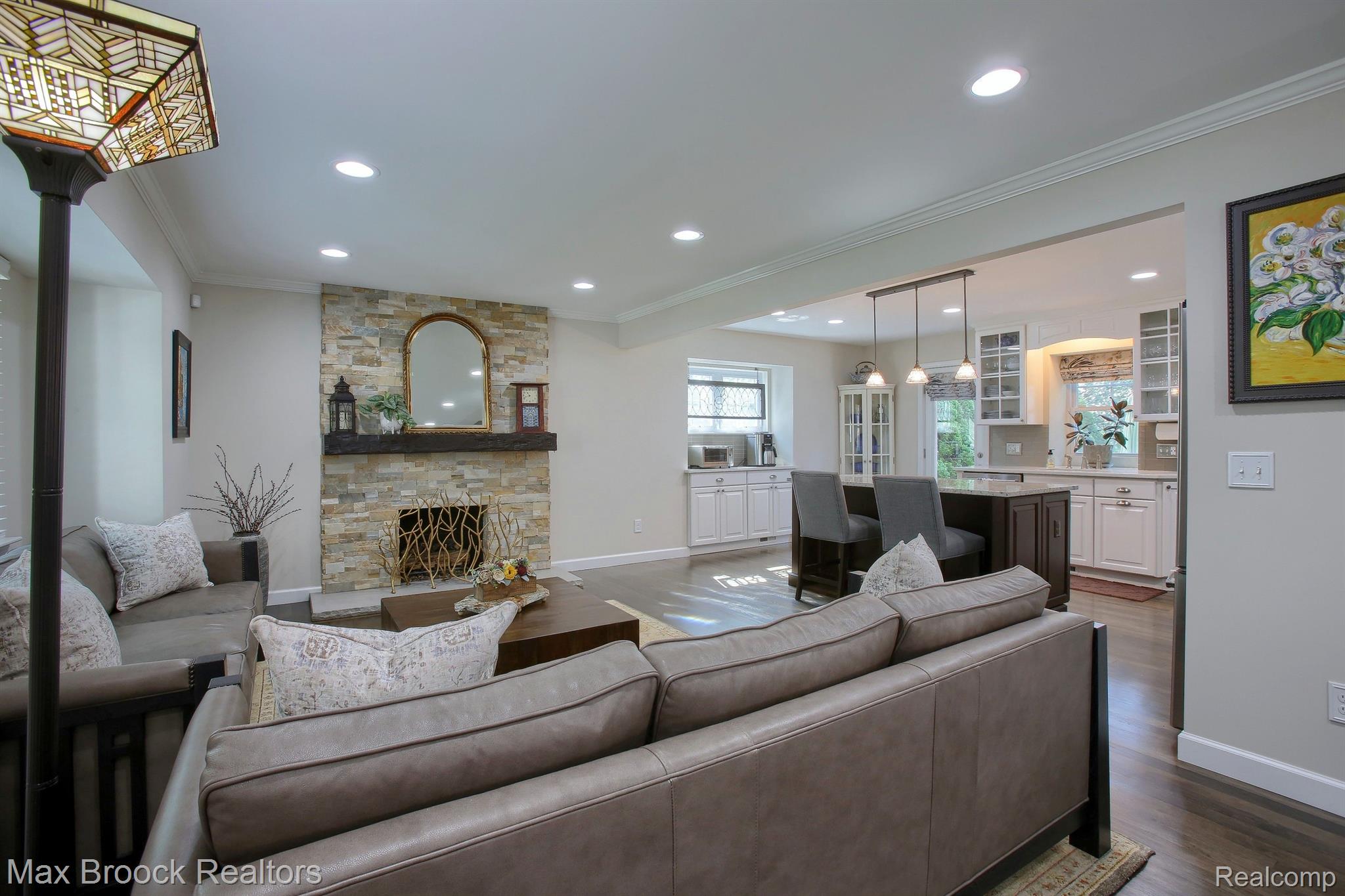 2378 Pembroke Road Birmingham, MI 48009 - Photo 5 of 35 Gallery Image 5
