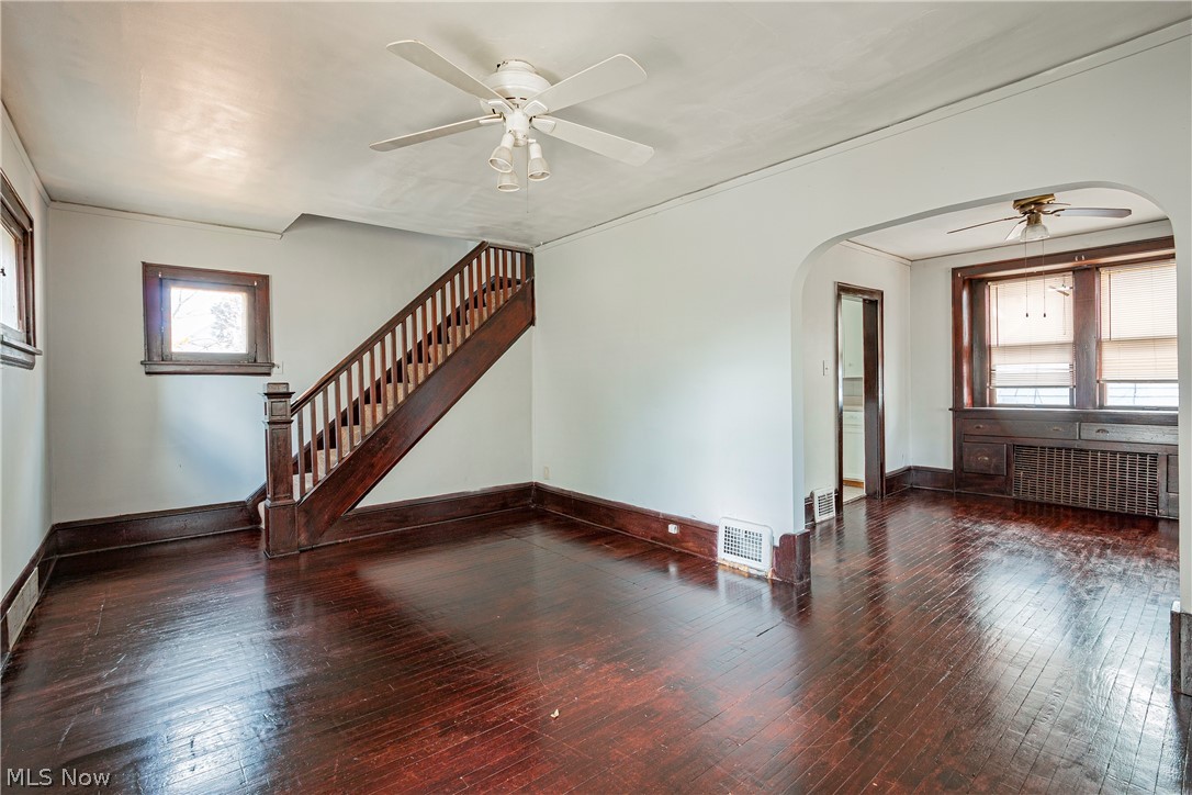 1100 Murray Avenue Akron, OH 44310 - Photo 4 of 25