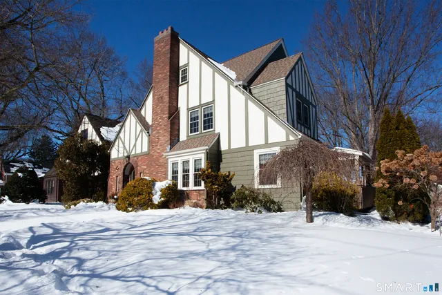 $650,000 | 30 Sedgwick Road, West Hartford, CT 06107