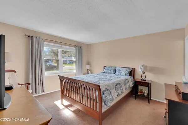 $340,000 | 2 Mariner Avenue, Brick, NJ 08723