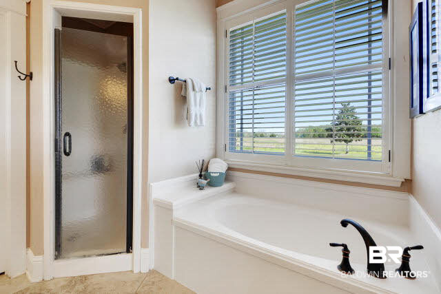 17140 Davis Road Summerdale, AL 36580 - Photo 20 of 33 Mater Tub/Shower