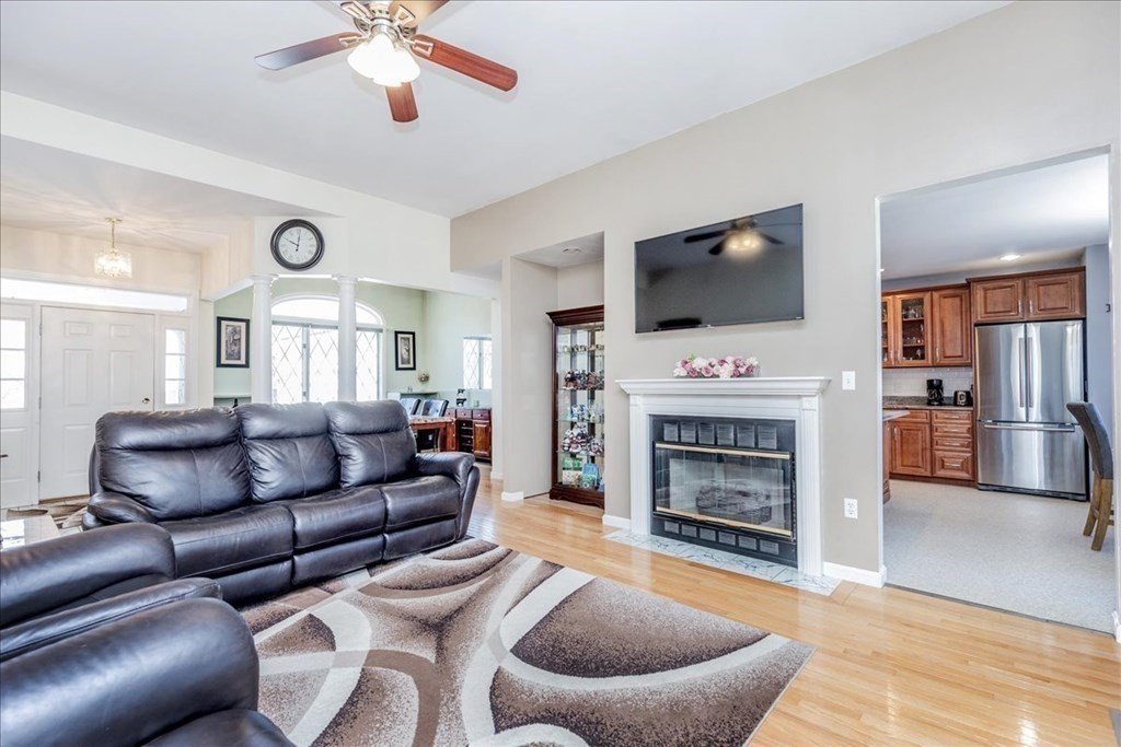 28 Mooney Road Salem, MA 01970 - Photo 11 of 40 Gallery Image 11