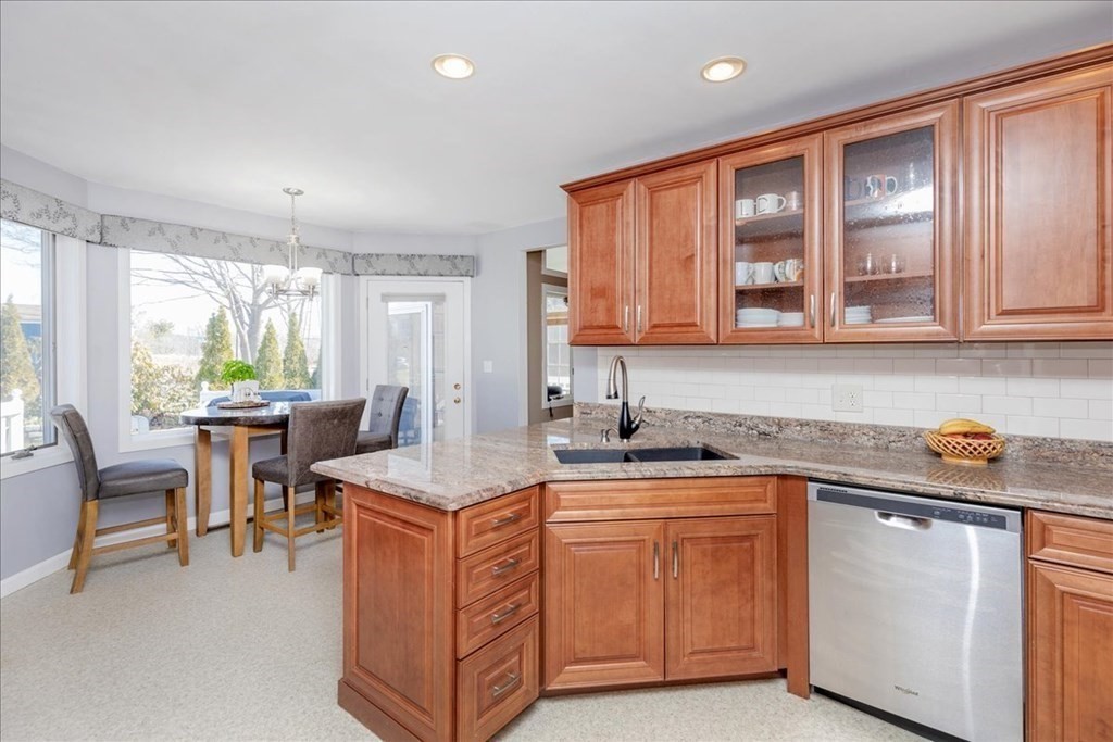 28 Mooney Road Salem, MA 01970 - Photo 12 of 40 Gallery Image 12