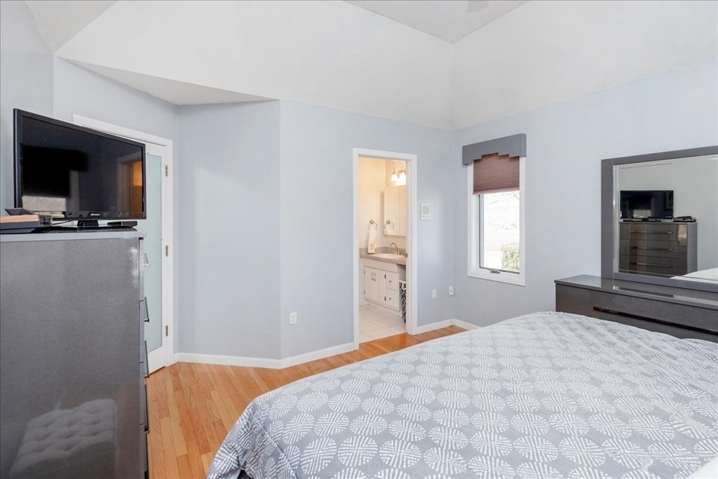28 Mooney Road Salem, MA 01970 - Photo 19 of 40 Gallery Image 19