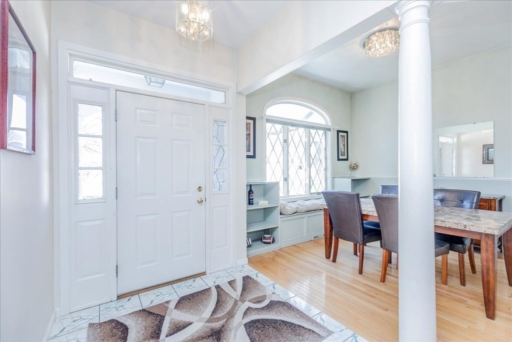 28 Mooney Road Salem, MA 01970 - Photo 3 of 40 Gallery Image 3