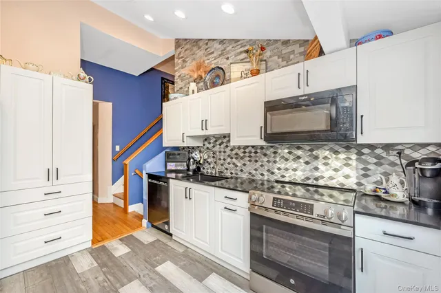 $925,000 | 2758 Mayfield Place, North Bellmore, NY 11710