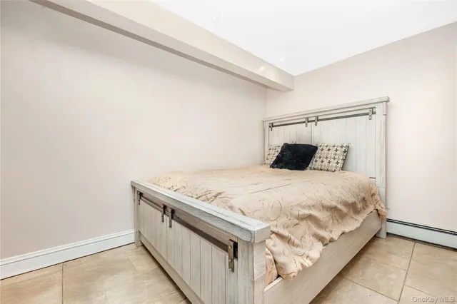 $925,000 | 2758 Mayfield Place, North Bellmore, NY 11710