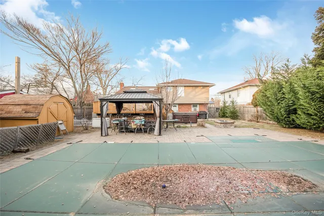 $925,000 | 2758 Mayfield Place, North Bellmore, NY 11710