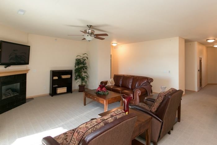 1092 Walnut Avenue, Unit 306 Riverside, IA 52327 - Photo 4 of 11 Gallery Image 4