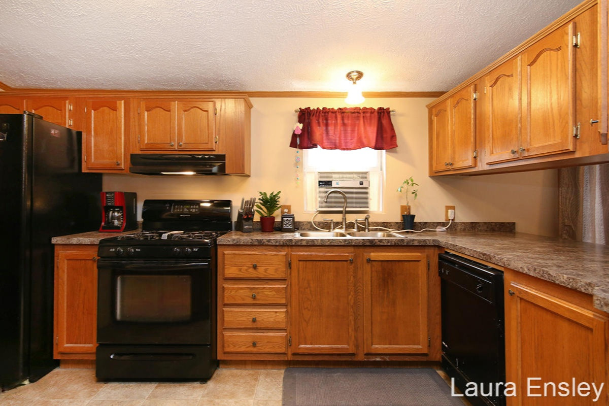 8536 Garbow Road Howard City, MI 49329 - Photo 17 of 27 IMG_3462