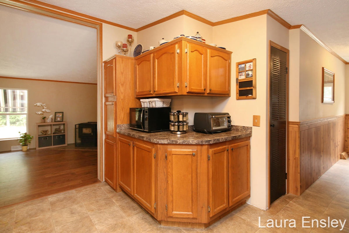8536 Garbow Road Howard City, MI 49329 - Photo 20 of 27 IMG_3465
