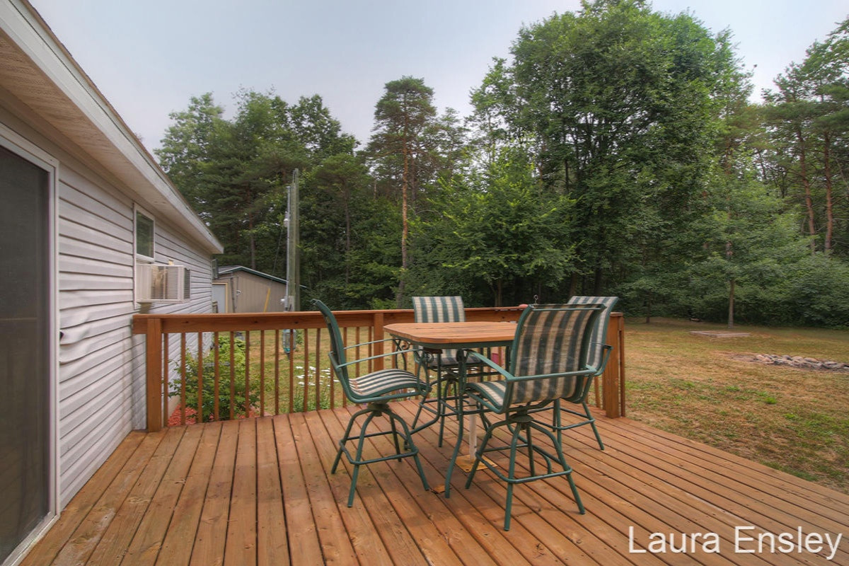 8536 Garbow Road Howard City, MI 49329 - Photo 7 of 27 IMG_3477