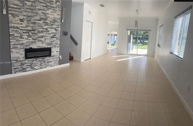 $3,099 | 3102 Northeast 3rd Drive, Homestead, FL 33033