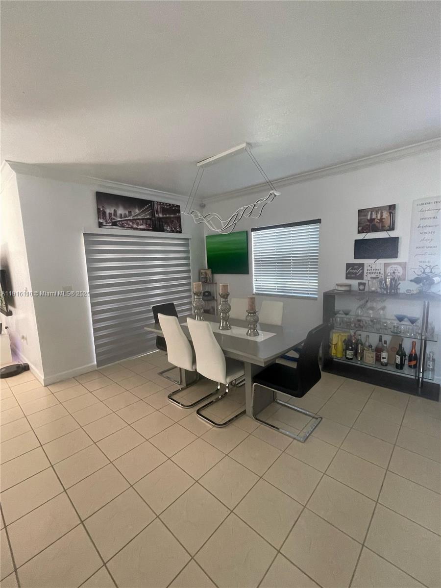 3102 Northeast 3rd Drive Homestead, FL 33033 - Photo 3 of 33