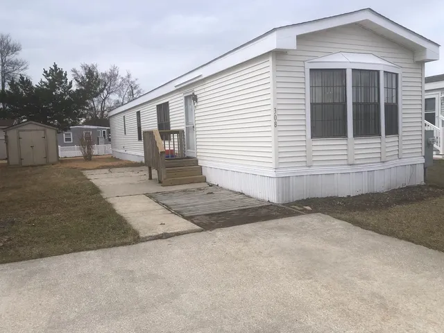 $124,900 | 308 Grande, Rio Grande, NJ 08242