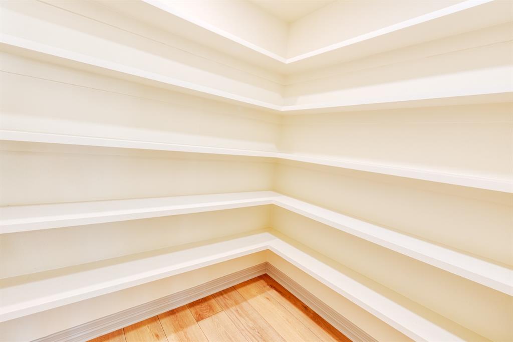 808 North Main Street Tioga, TX 76271 - Photo 22 of 23 a view of an empty room