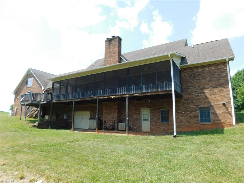 2913 Spann Road Hamptonville, NC 27020 - Photo 5 of 29 Gallery Image 5