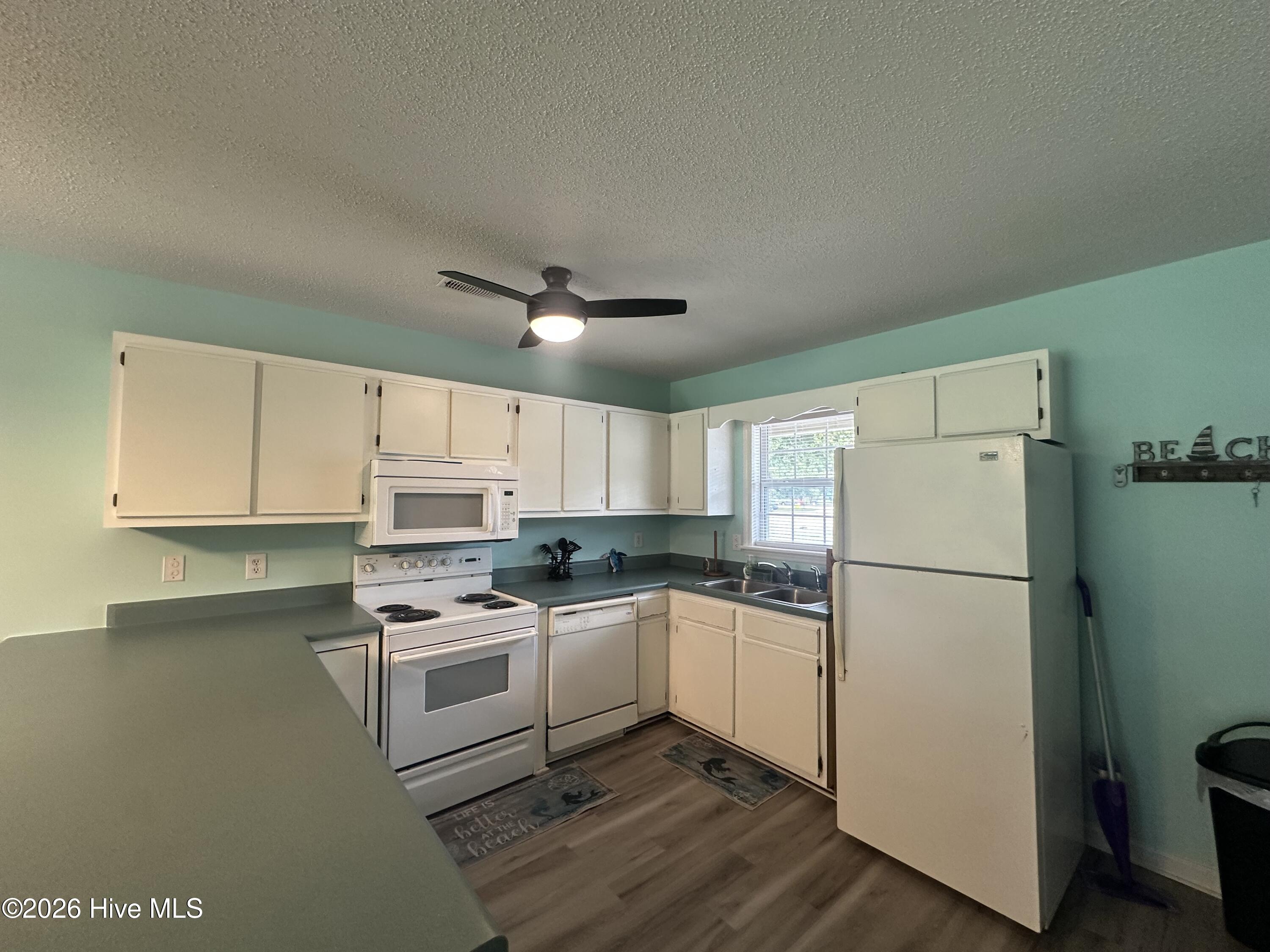 601 Peletier Loop Road, Unit E27 Peletier, NC 28584 - Photo 7 of 22 Gallery Image 7