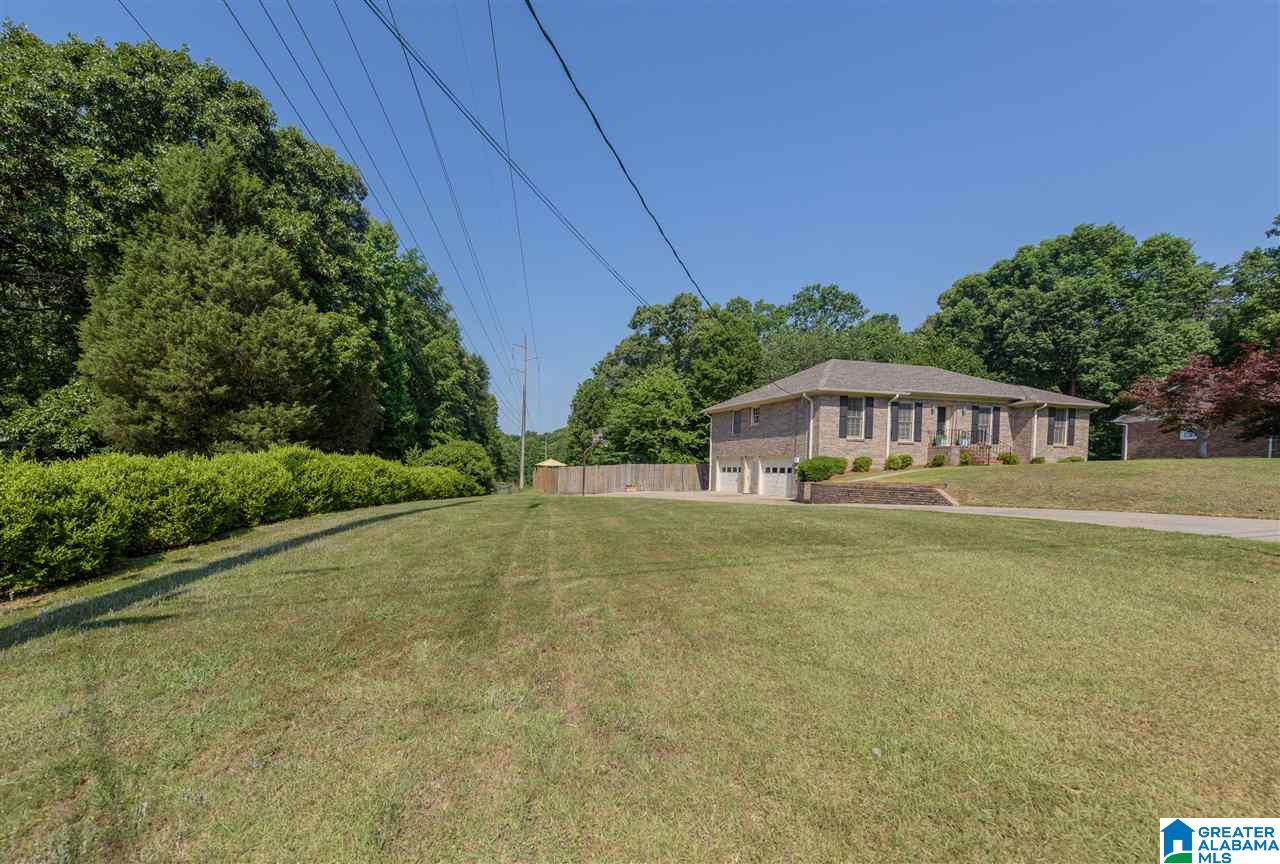 6255 Victoria Drive Pelham, AL 35124 - Photo 4 of 50
