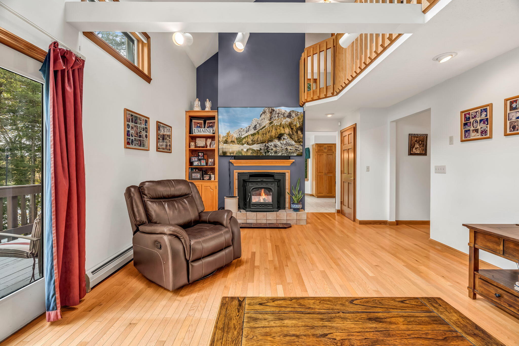 443 Main Road North Hampden, ME 04444 - Photo 30 of 63 Living Room