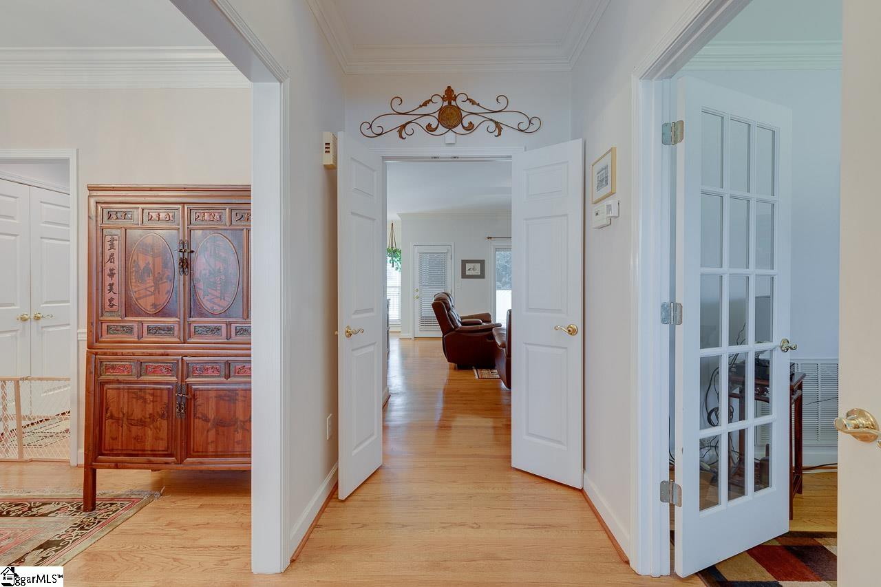 239 Rock Road Greer, SC 29651 - Photo 3 of 36 Gallery Image 3