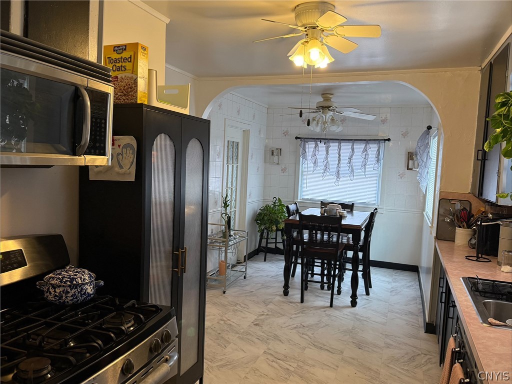 721 Ballantyne Road Syracuse, NY 13207 - Photo 6 of 12