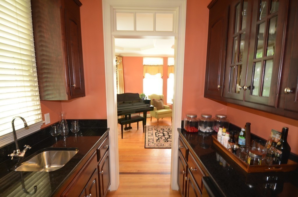 6 High Ridge Circle Franklin, MA 02038 - Photo 9 of 30 Gallery Image 9