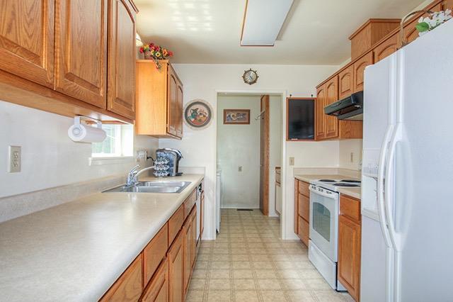 898 Williamson Loop Grants Pass, OR 97526 - Photo 7 of 25 Additional Photo
