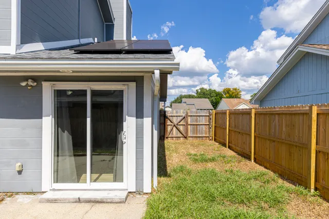 $399,000 | 422 Village Court Northwest, Fort Walton Beach, FL 32548