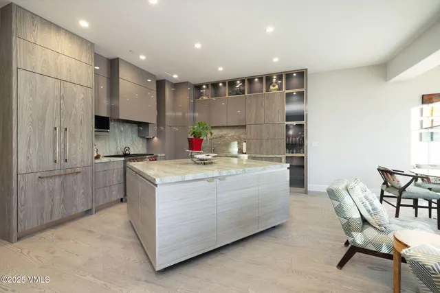 $4,750,000 | 610 West Lionshead Circle, Unit 517, Vail, CO 81657