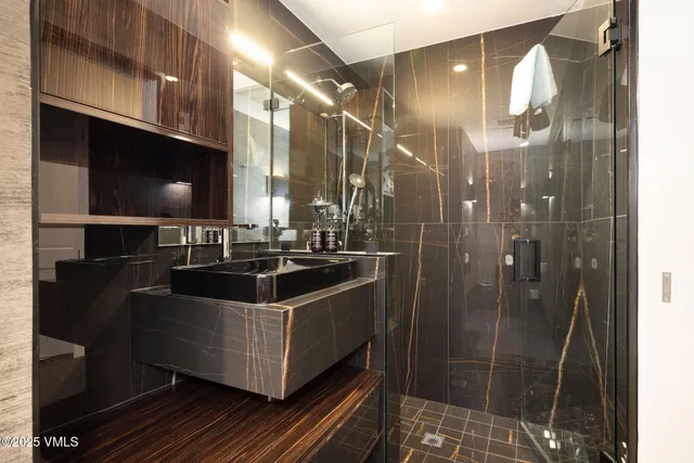 $4,750,000 | 610 West Lionshead Circle, Unit 517, Vail, CO 81657