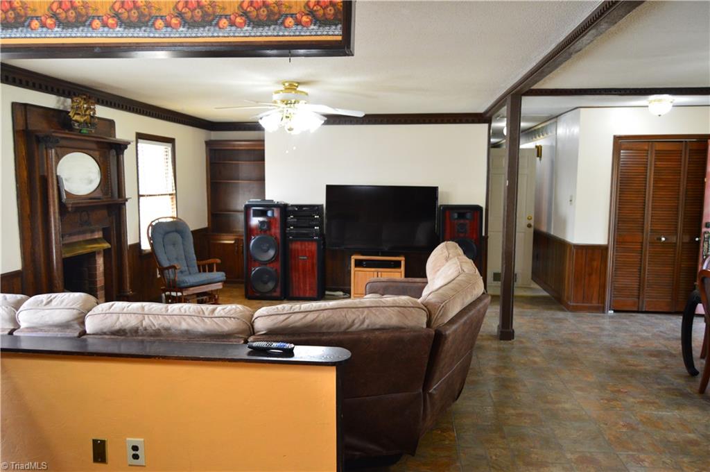 932 Young Road Stoneville, NC 27048 - Photo 16 of 39 Gallery Image 16