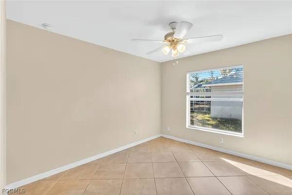 $2,690 | 815 Southwest 11th Avenue, Cape Coral, FL 33991