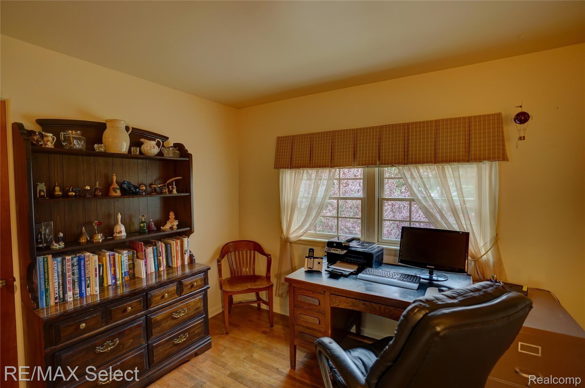 2120 Elms Road Swartz Creek, MI 48473 - Photo 30 of 49 2120 S Elms Rd 37.jpg