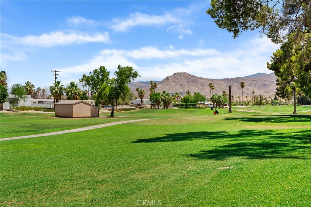 2010 Lawrence Crossley Road Palm Springs, CA 92264 - Photo 34 of 35