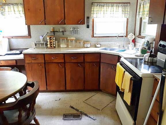 31 Marston Road Richmond, ME 04357 - Photo 2 of 12 Kitchen